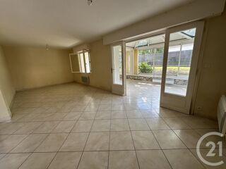 location Appartement - 5 pièce(s) - 135 m² Royan (17200)