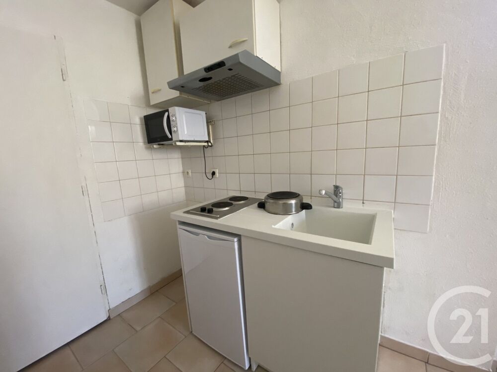 Studio meublé lumineux au c½ur de Nemours 17 m² <br....