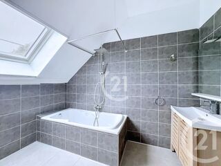  Appartement � vendre 3 pi�ces 87 m�