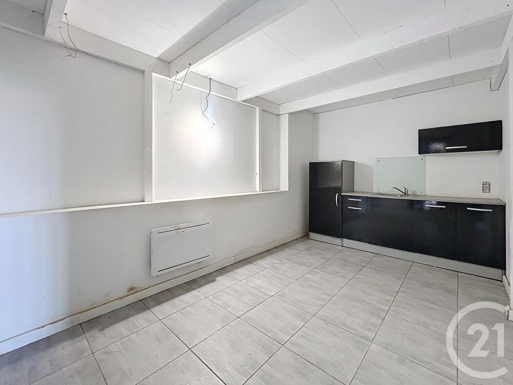 location Appartement - 2 pièce(s) - 92 m² Pamiers (09100)