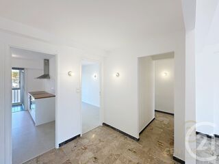 location Appartement - 4 pièce(s) - 82 m² Antibes (06600)