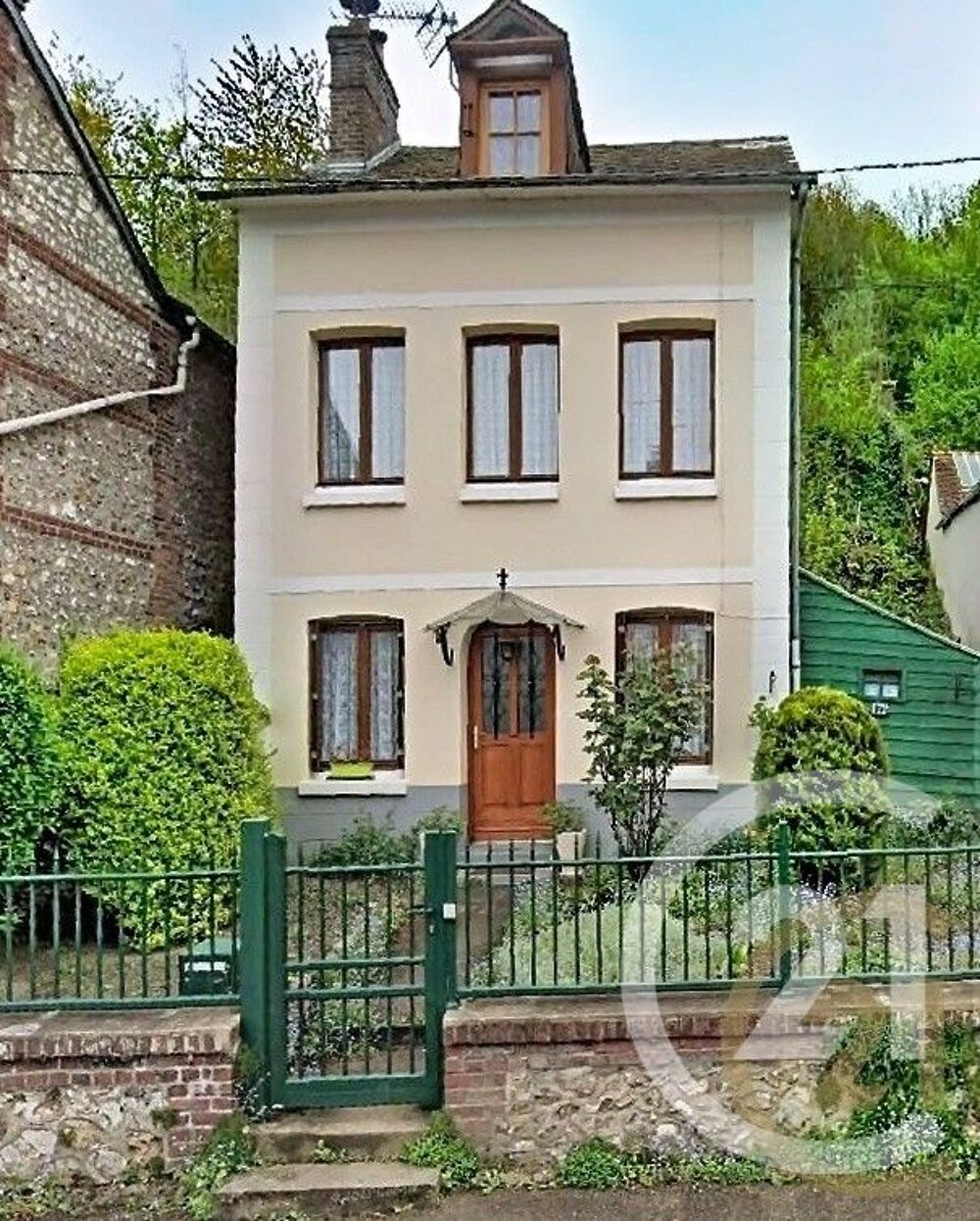 Dans votre agence CENTURY 21 Bruno Ferrand à Déville-lès....