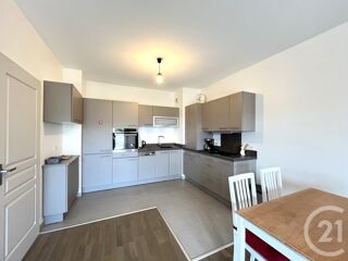  Appartement à louer 2 pièces 50 m²