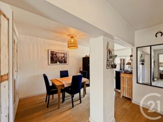  Appartement à vendre 2 pièces 77 m²