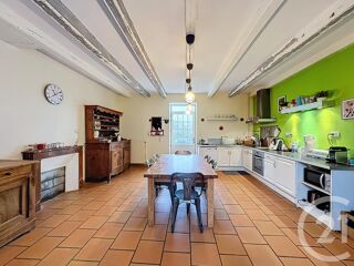  Maison à vendre 8 pièces 196 m²