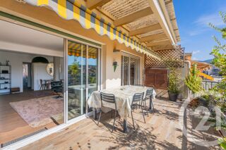 vente Appartement - 4 pièce(s) - 121 m² Nice (06000)