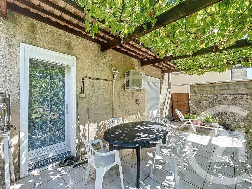 Charmante maison T4 à étage avec garage, cave et jardin,....