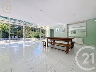  Maison  vendre 6 pices 255 m