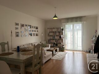  Appartement à louer 3 pièces 69 m²