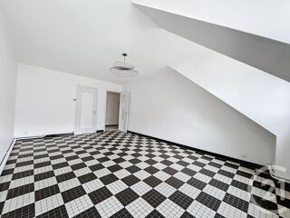  Appartement à louer 3 pièces 91 m²