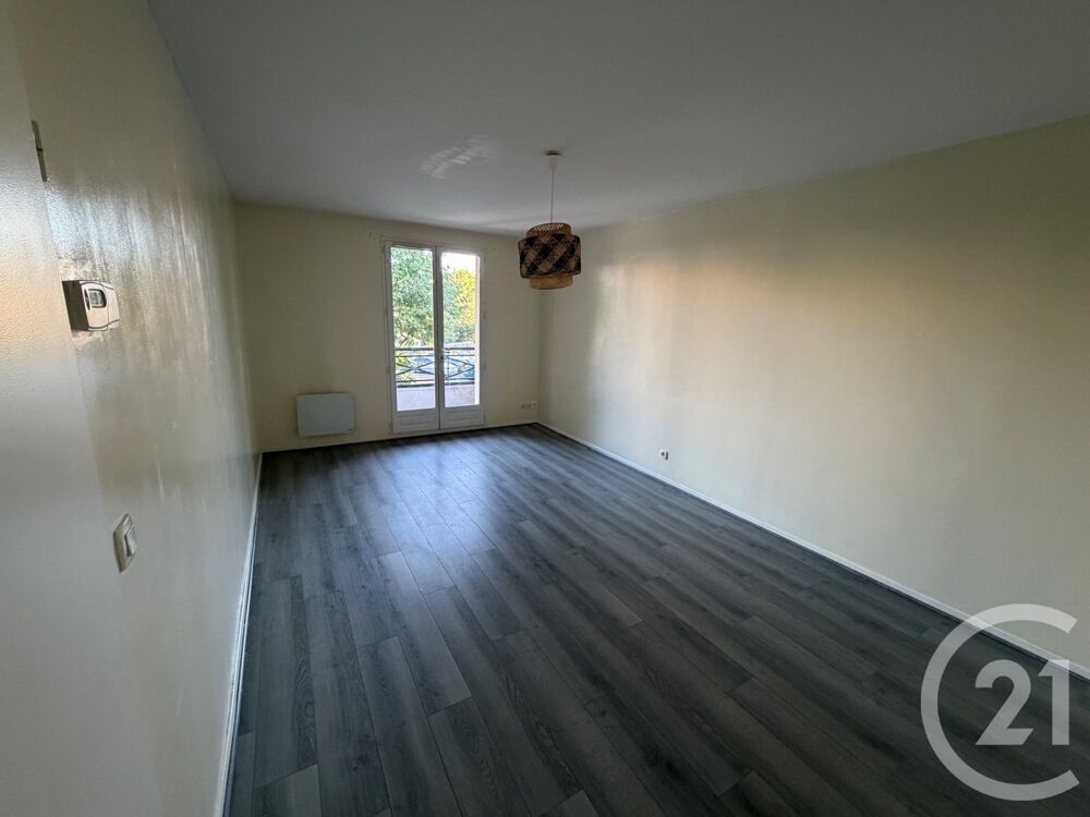 location Appartement - 3 pièce(s) - 64 m² Le Blanc-Mesnil (93150)