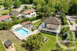  Maison à vendre 8 pièces 183 m²