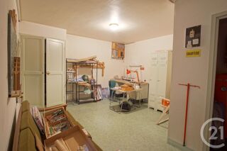  Maison  vendre 5 pices 252 m