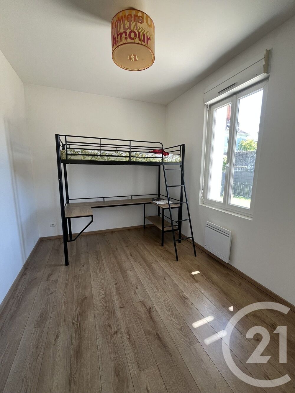 location Appartement - 3 pièce(s) - 65 m² Aix-les-Bains (73100)