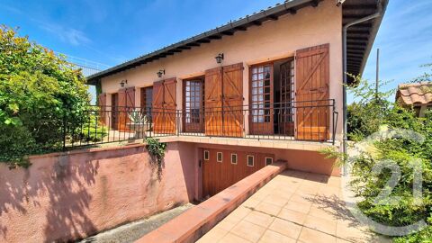   Vente Maison Maison - 5 pièce(s) - 220 m²