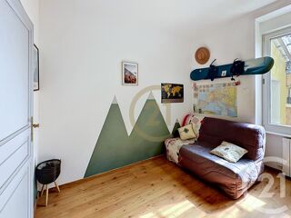  Appartement � vendre 5 pi�ces 210 m�