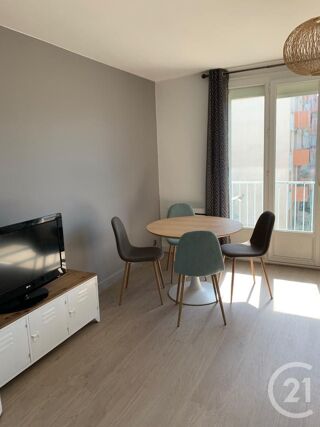  Appartement à louer 3 pièces 62 m²