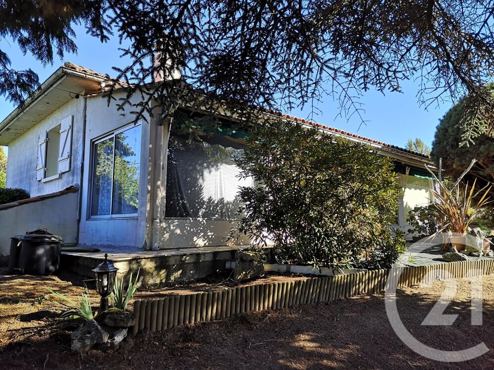 ***SOUS OFFRE*** Vivre à La Réole, Ville d'Art et d'....