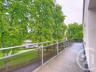  Appartement à louer 3 pièces 67 m²