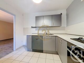 Appartement à louer 3 pièces 69 m²