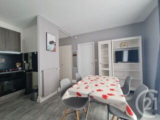  Appartement à louer 2 pièces 31 m²