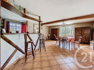  Maison à louer 3 pièces 167 m²