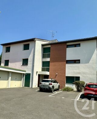  Appartement à louer 2 pièces 56 m²