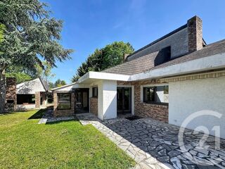  Maison à vendre 9 pièces 184 m²