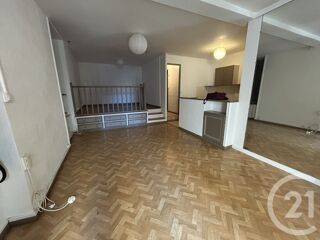  Appartement à louer 1 pièce 41 m²