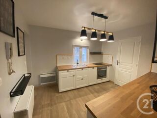  Appartement à louer 2 pièces 55 m²