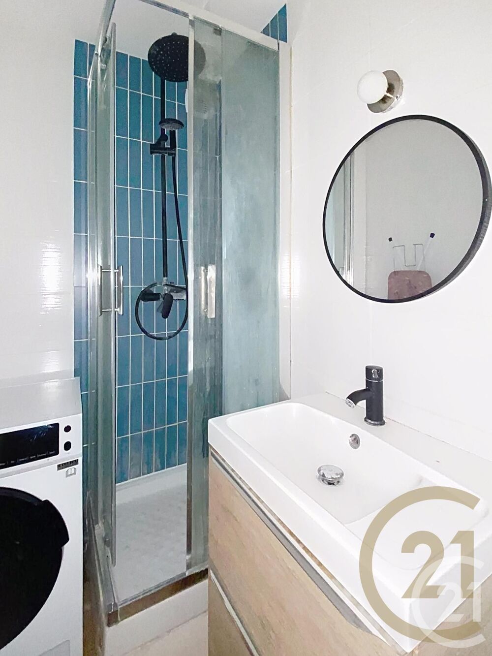 À LOUER APPARTEMENT T4 AVEC 3 CHAMBRES DÉVILLE-LÈS-ROU....
