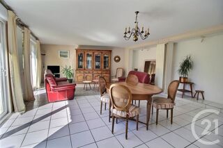  Maison � vendre 4 pi�ces 160 m�