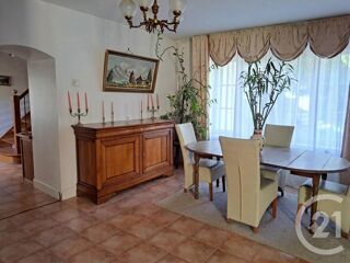  Maison à vendre 8 pièces 220 m²
