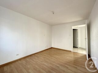  Appartement à louer 2 pièces 50 m²