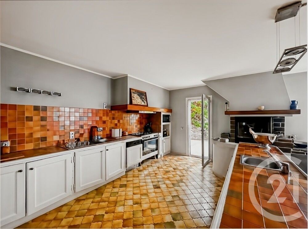 vente Maison - 6 pièce(s) - 344 m² Santa-Maria-di-Lota (20200)