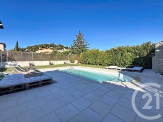  Maison à vendre 6 pièces 215 m²