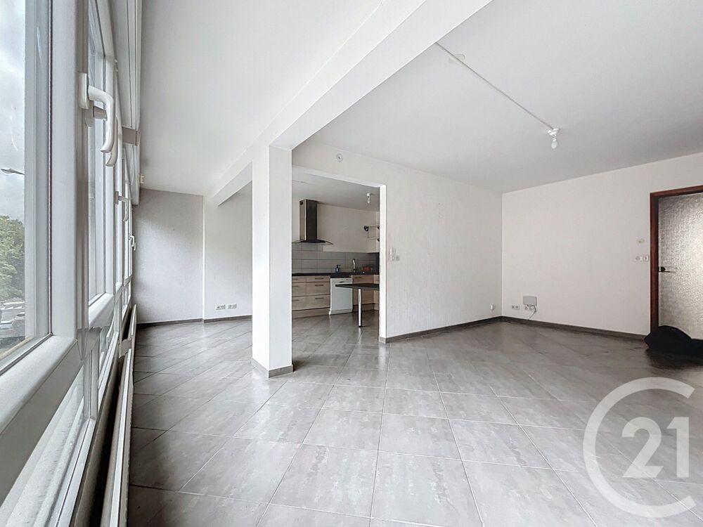 Century 21 Agence de la Gare vous propose à deux pas du ....