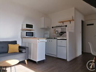  Appartement à louer 2 pièces 35 m²