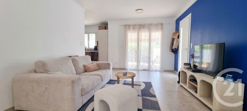 Saint-Genis-des-Fontaines: Maison 3 faces rénovée 81,5....