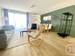  Appartement à louer 4 pièces 86 m²