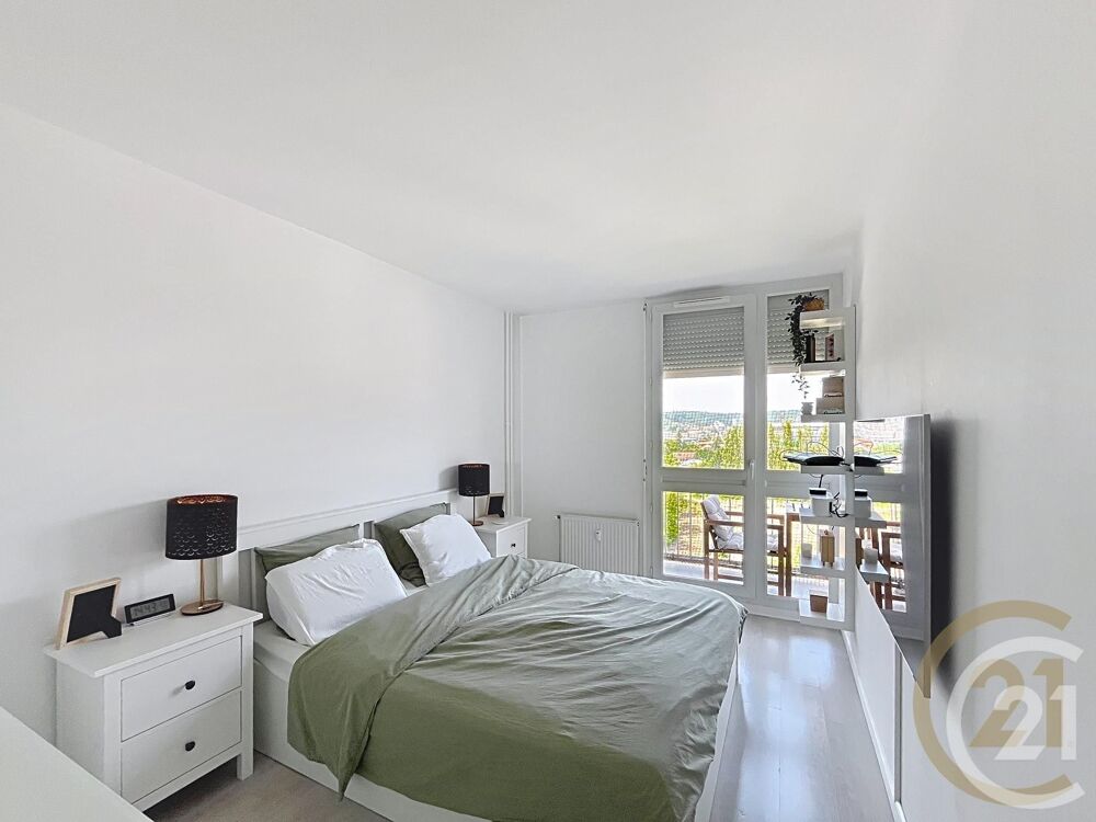 location Appartement - 3 pièce(s) - 70 m² Déville-Lès-Rouen (76250)