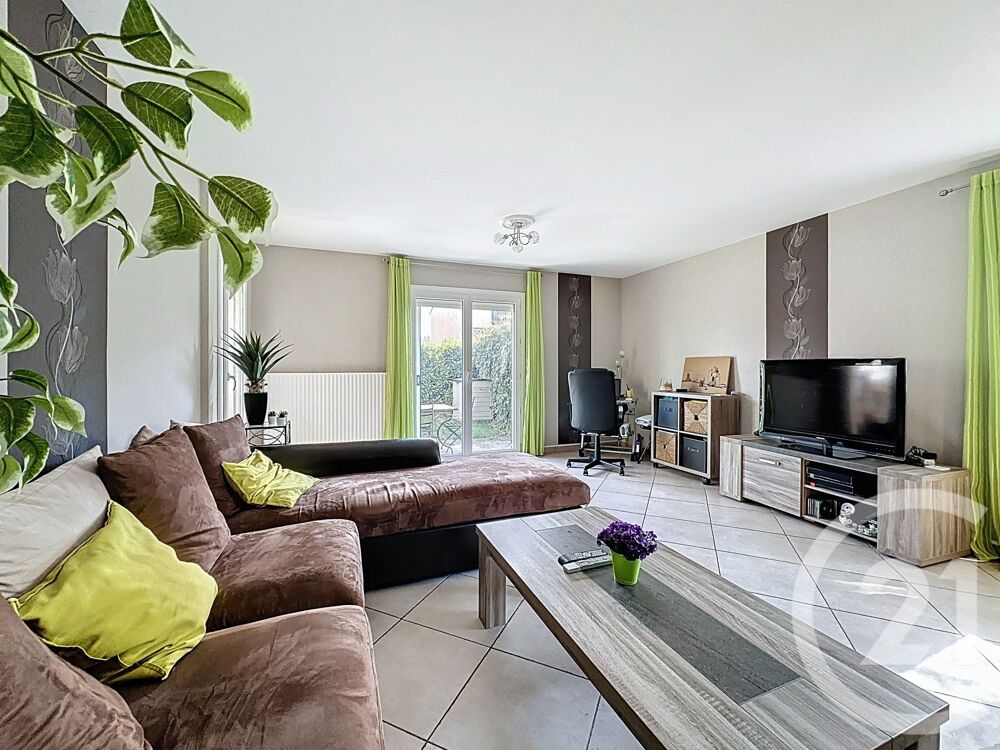 Maison T4 au calme en lotissement Saint-Pierre-de-Chand....
