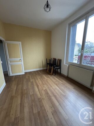  Immeuble � vendre 243 m�