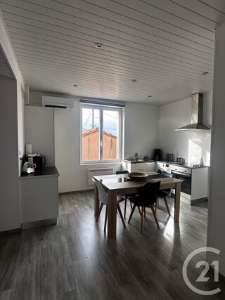  Appartement à louer 2 pièces 63 m²