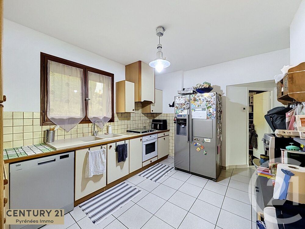 vente Maison - 6 pièce(s) - 215 m² Valcabrère (31510)