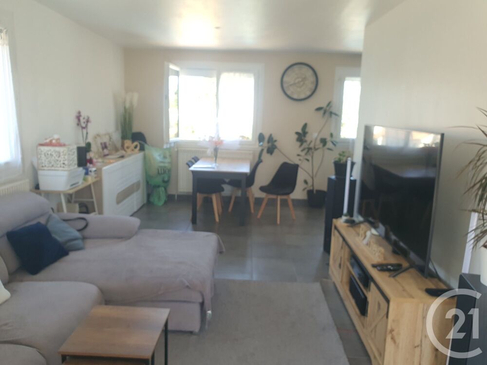 Au c½ur de Fourchambault, découvrez ce pavillon rénové o....