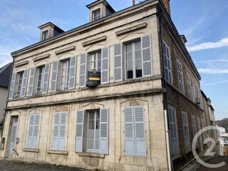  Maison  vendre 11 pices 330 m
