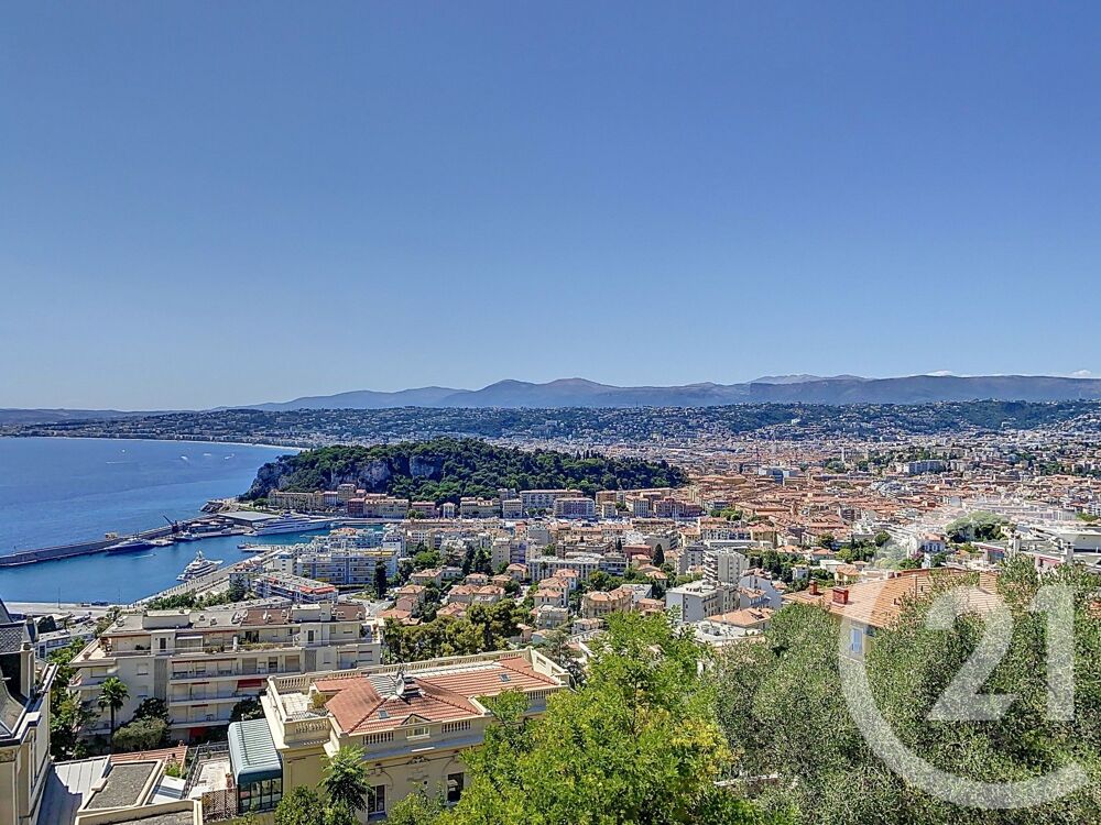 LOCATION SAISONNIERE Située à Nice, dans le quartier....