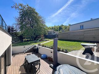  Maison � vendre 8 pi�ces 206 m�