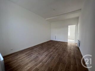  Appartement à louer 3 pièces 47 m²